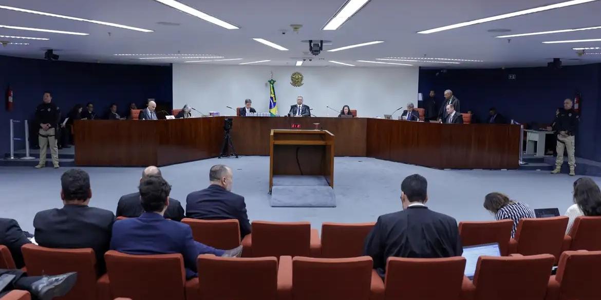 Entre os alvos das campanhas difamatórias, segundo Gonet, estiveram os ex-comandantes do Exército e da Aeronáutica, por terem se recusado a aderir aos planos golpistas (Rosinei Coutinho/STF)