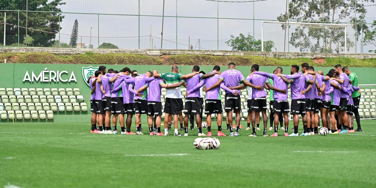 América inicia trabalhos visando o CRB e se manter afastado do Z4 da série B (Mourão Panda / América)