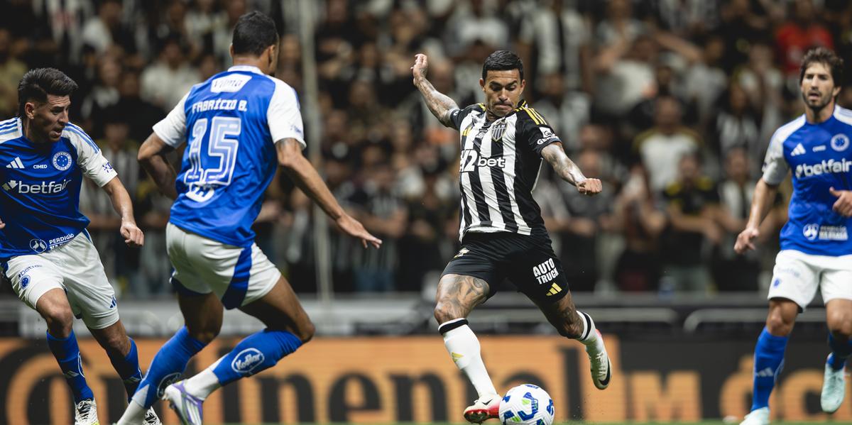 Dudu ainda não balançou as redes com a camisa atleticana (Foto: Pedro Souza / Atlético)