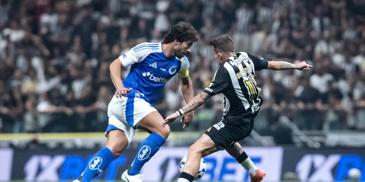 Lucas Silva não esperava clima tão tenso no clássico entre Atlético e Cruzeiro (Gustavo Aleixo)