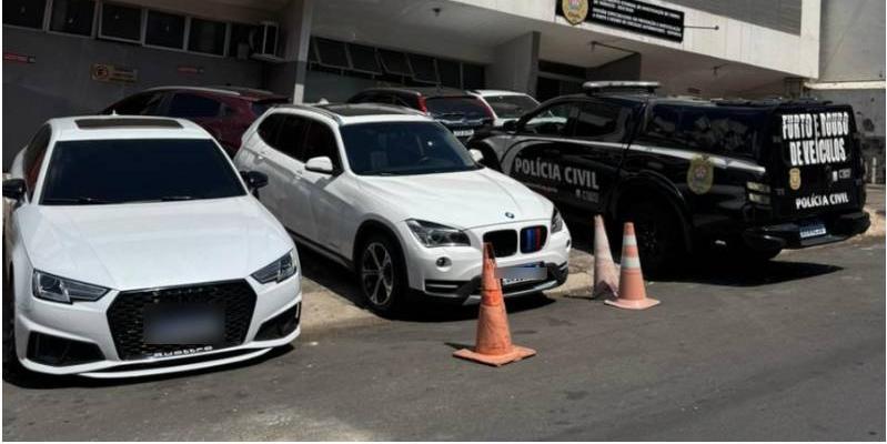 Carros de alto padrão foram apreendidos durante a operação realizada em BH e Contagem (Divulgação/ PCMG)