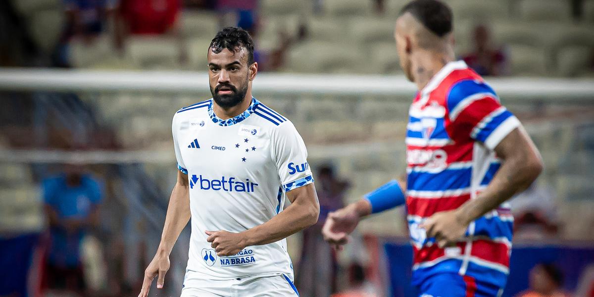 Cruzeiro venceu o Fortaleza no primeiro turno em jogo disputado no Castelão (Foto: Samuel Andrade)