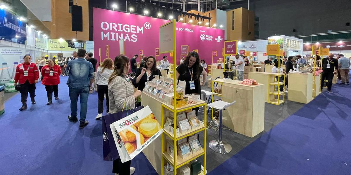 Superminas 2025 marca otimismo do setor: pesquisa prevê alta nas vendas e mudança no perfil de consumo, com destaque para produtos saudáveis e bebidas sem álcool (Valéria Marques)