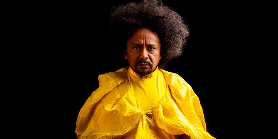 Um dos nomes mais marcantes da música brasileira contemporânea, o autor de “Mama África” e “À Primeira Vista” transita entre os estilos popular e experimental (Divulgação)