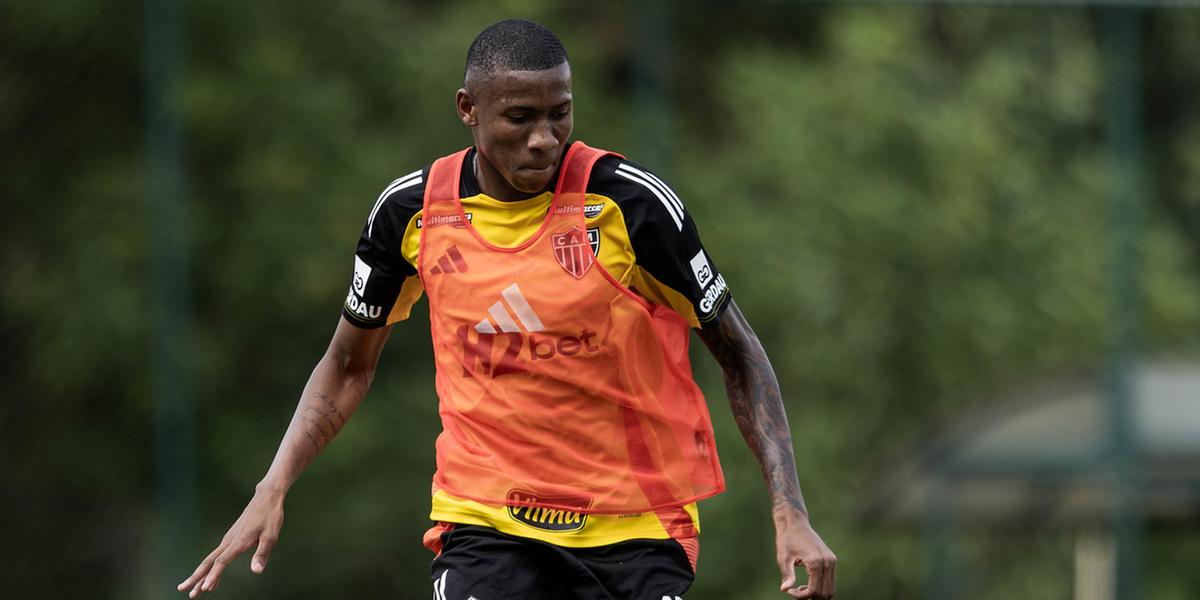 Patrick pode reaparecer em lista de relacionados após quatro meses tratando a lombar (Pedro Souza / Atlético)