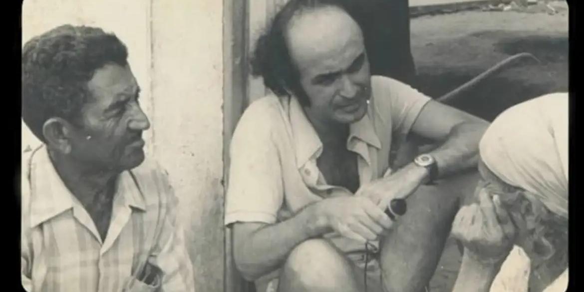 Longa-metragem conta a trajetória do jornalista, professor e cineasta, que foi torturado e assassinado por agentes da ditadura militar (Instituto Conhecimento Liberta/Divulgação)