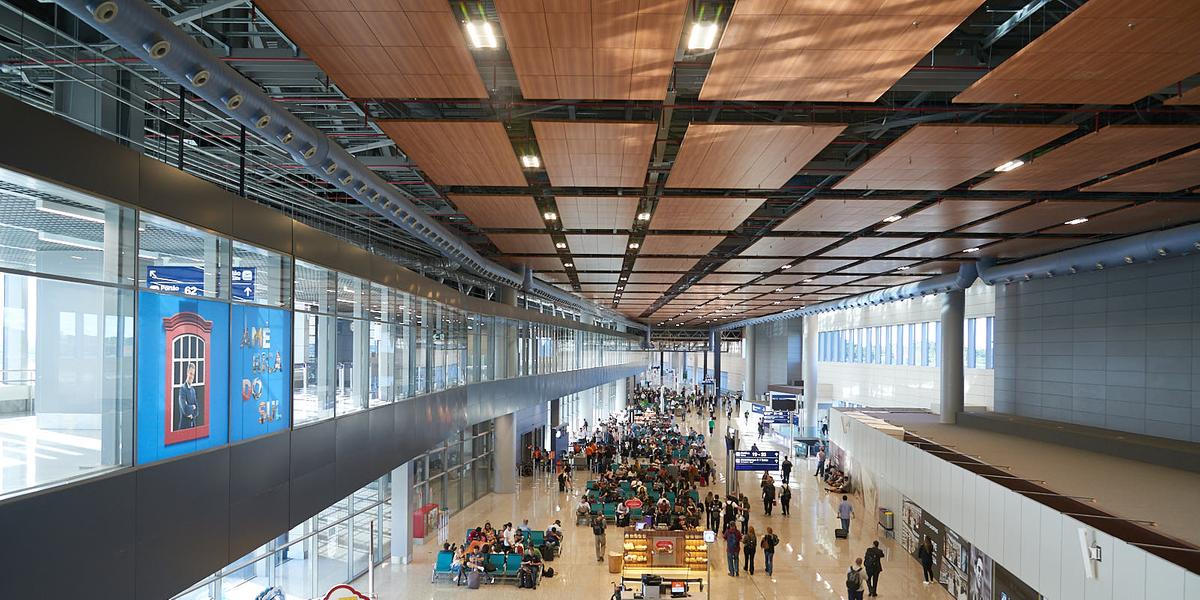 Comprometido em oferecer a melhor experiência aeroportuária aos clientes e promover a conectividade de Minas com o Brasil e o mundo, o BH Airport segue evoluindo, buscando desenvolver novas rotas e promover a expansão da malha aérea internacional (Divulgação)