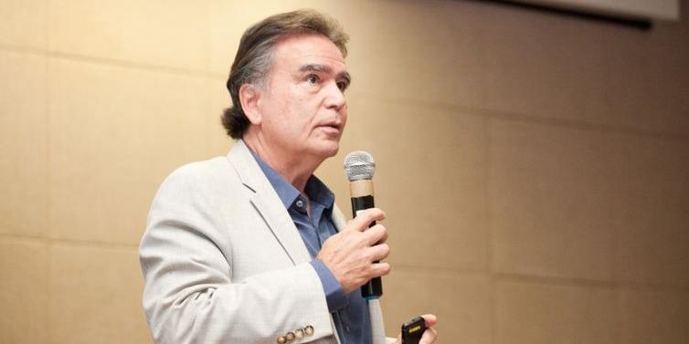 Ex-ministro da saúde José Gomes Temporão é pesquisador titular da Fiocruz (Sergio Velho Junior/Fiocruz Brasília)