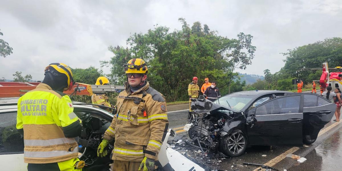 Acidente na BR-459 ocorreu em Pouso Alegre, Sul de Minas (Divulgação/CBMMG)
