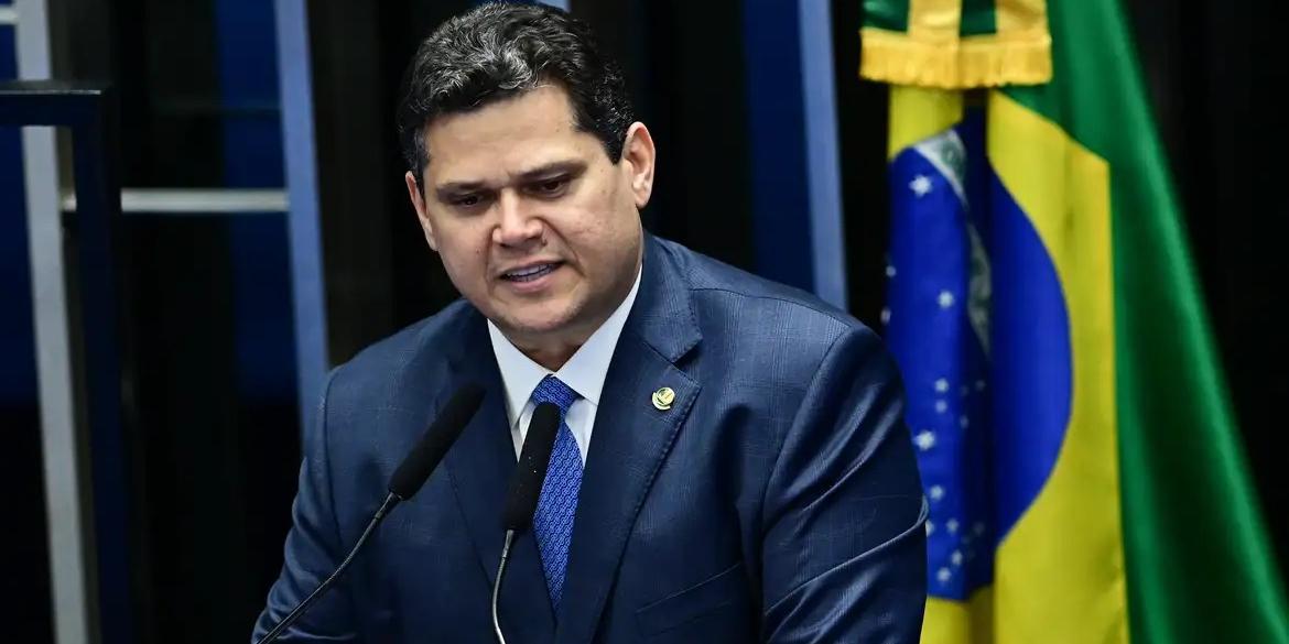 Segundo o presidente do Senado, a instalação da CPI foi determinada após entendimentos com o senador Alessandro Vieira (MDB-SE), um dos autores do requerimento para a criação da comissão (Andressa Anholete/Agência Senado)