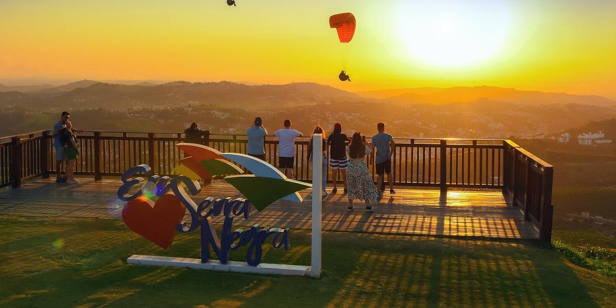 Cercada por montanhas, Serra Negra combina natureza, história e boa gastronomia, com atrações durante todo o verão (Gerson Cordeiro/Videograph)