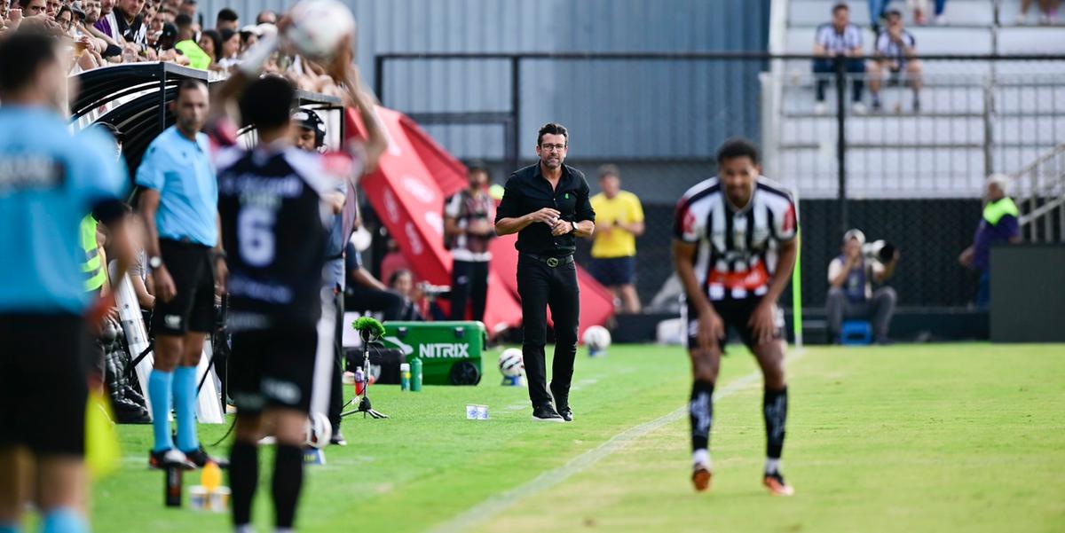 Derrota de Athletic na próxima rodada pode carimbar presença do América na série B de 2026 (Mourão Panda / América)