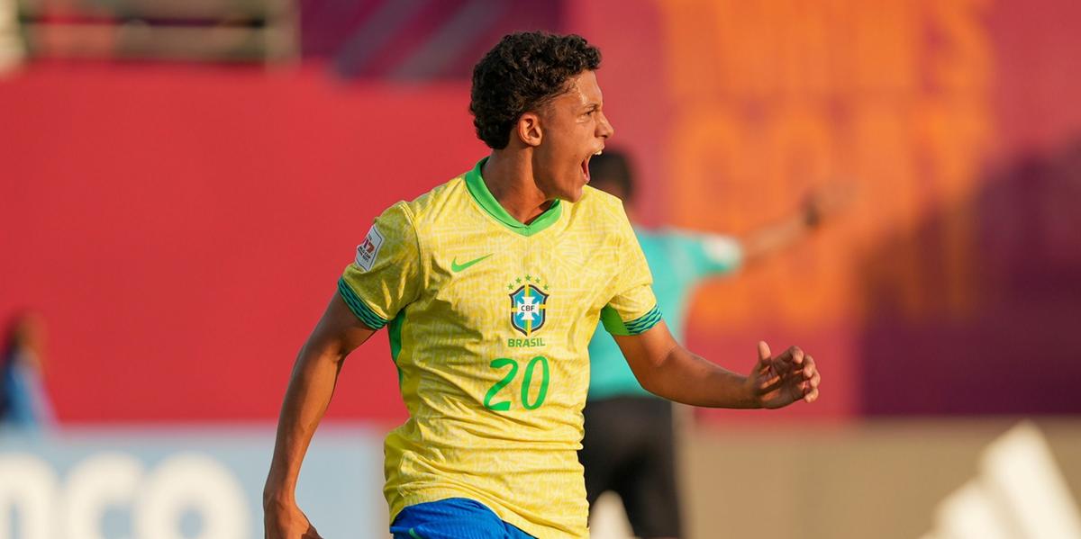Felipe Morais, meia do Cruzeiro, anotou o terceiro gol do Brasil na goleada por 7 a 0 sobre Honduras (Nelson Terme / CBF)
