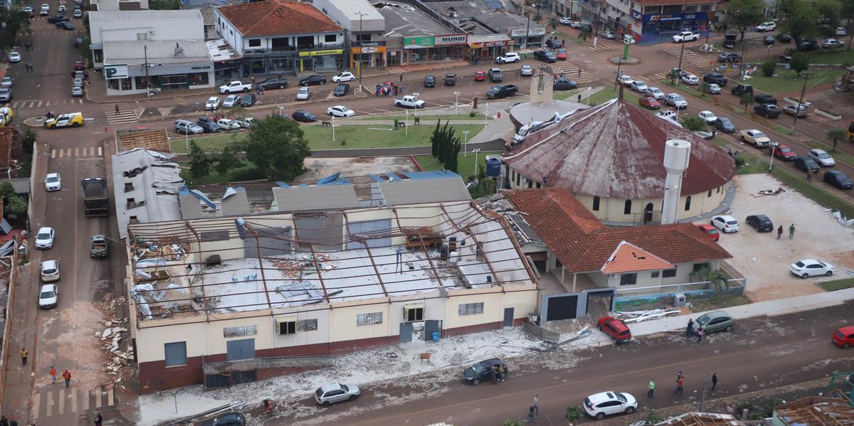 As duas escolas estaduais da cidade tiveram estrutura comprometida (Ari Dias/AEN)