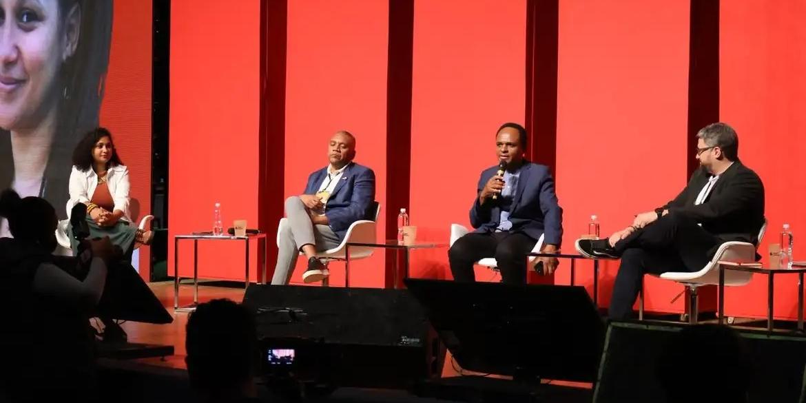 No Brasil, negros acreditam mais em empresas do que no poder público, aponta estudo (João Vitor Lobo/Fundação Casper Líbero)