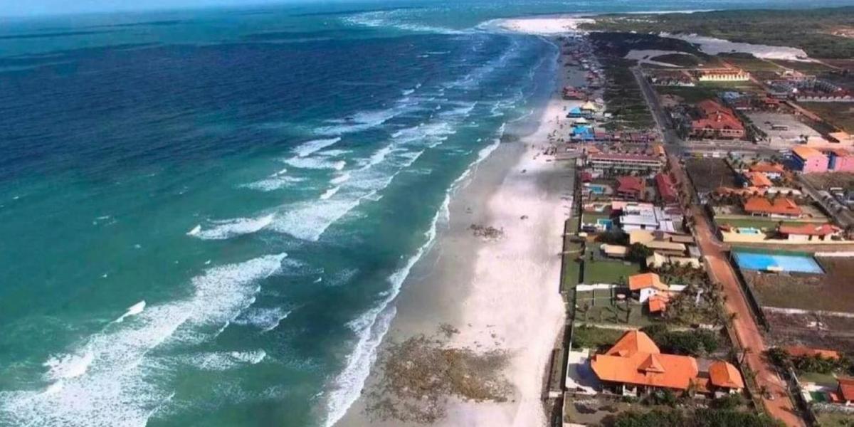 Com praias, dunas e o maior parque aquático do Norte, cidade paraense se consolida como opção para participantes da conferência climática que buscam descanso e contato com a natureza (Divulgacao/AID Alepa)