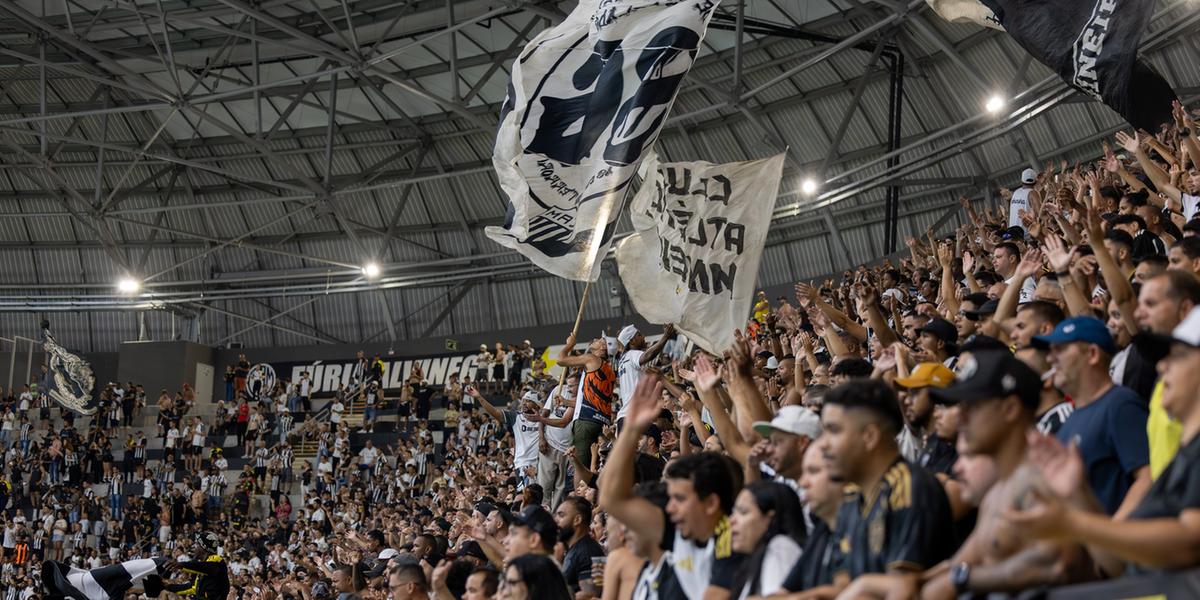 Massa ganha desconto para comparecer contra o Fortaleza (Foto: Daniela Veiga / Atlético)