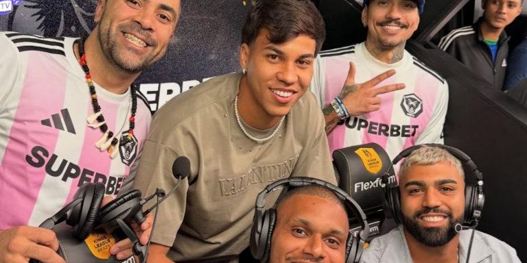 Jogadores da Raposa estiveram em Guarulhos acompanhando a equipe Fúria da Kings League (Reprodução: Fúria)