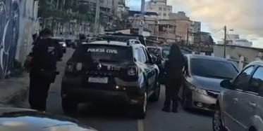 Delegadas da Polícia Civil detalham a Operação Fortex, que culminou na prisão de um homem por agressão e divulgação de conteúdo íntimo de adolescente em Belo Horizonte (Divulgação/PCMG)