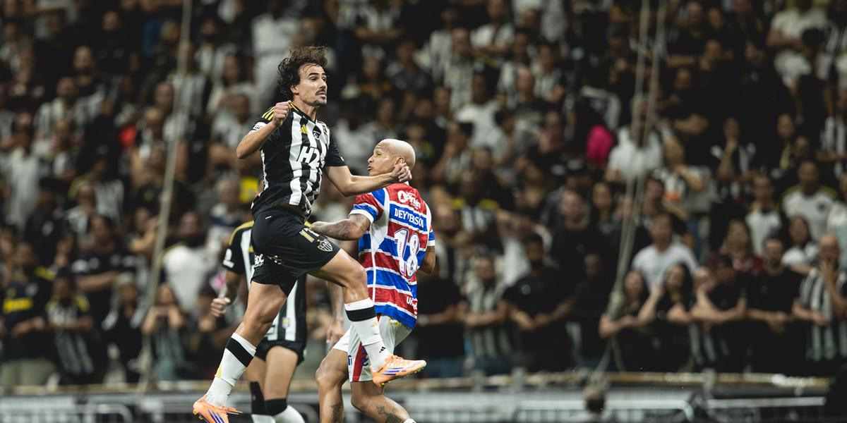 Deyverson fez o seu primeiro hat-trick na carreira (Foto: Pedro Souza / Atlético)