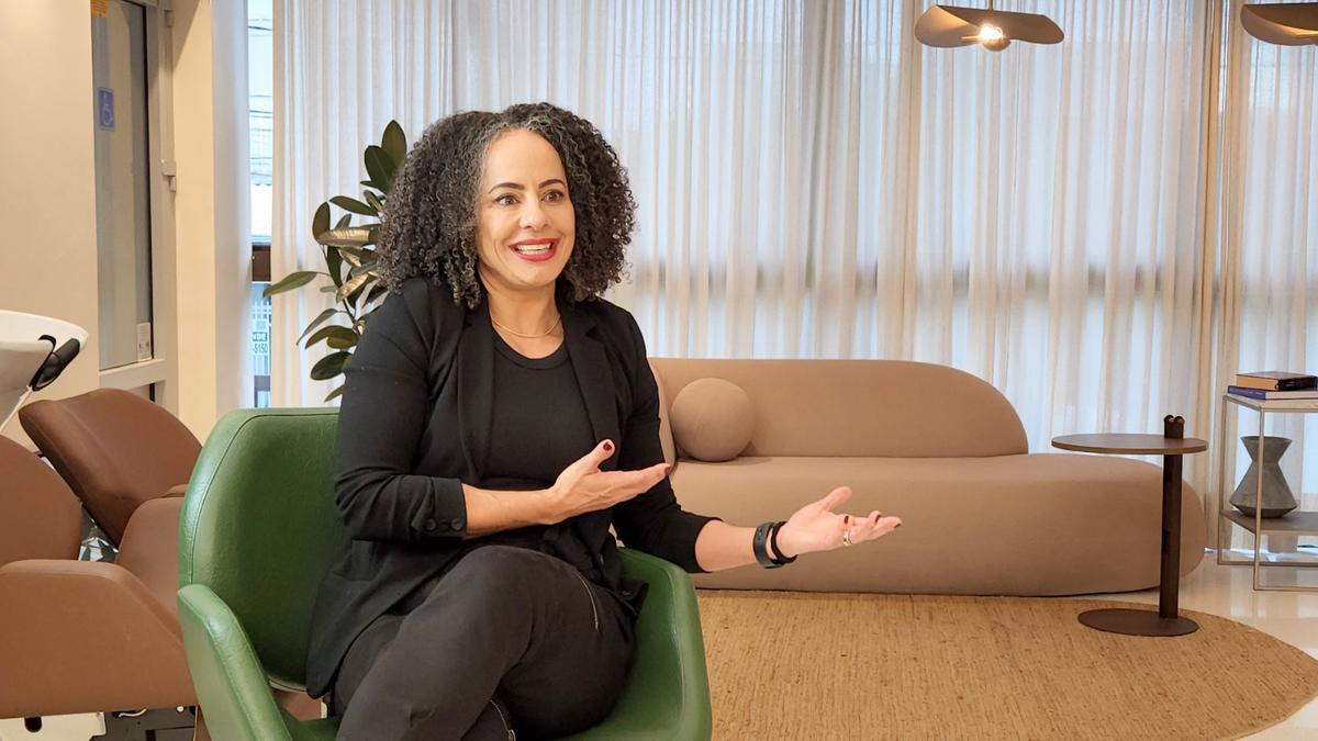 Empatia de Mabel com as clientes tornou-se um diferencial dos vídeos (Maurício Vieira/Hoje em Dia)