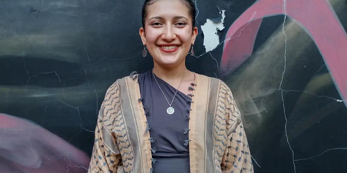 Salma Barakat conecta lutas do seu povo a causas indígena e climática (Rafael Cardoso/Agência Brasil)