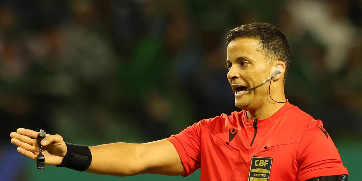 Sávio Pereira Sampaio apitará Cruzeiro e Juventude na volta do Brasileirão (Cesar Greco/Palmeiras)