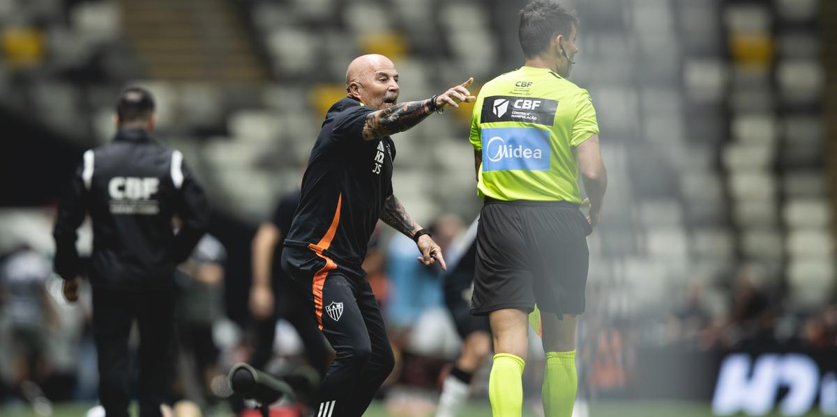 Sampaoli relatou o desgaste da equipe após a derrota na final da Sula (Pedro Souza)