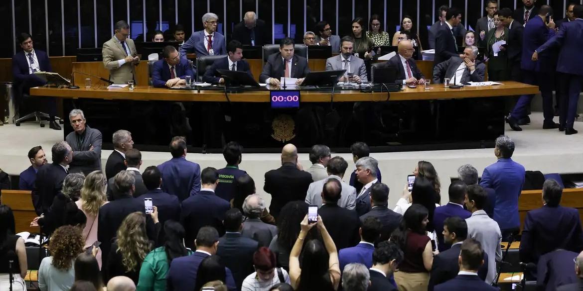 Governo conseguiu acordo para adiar a votação de parte dos vetos do projeto de lei (PL) que elimina ou flexibiliza regras para o licenciamento ambiental (Lula Marques/Agência Brasil.)