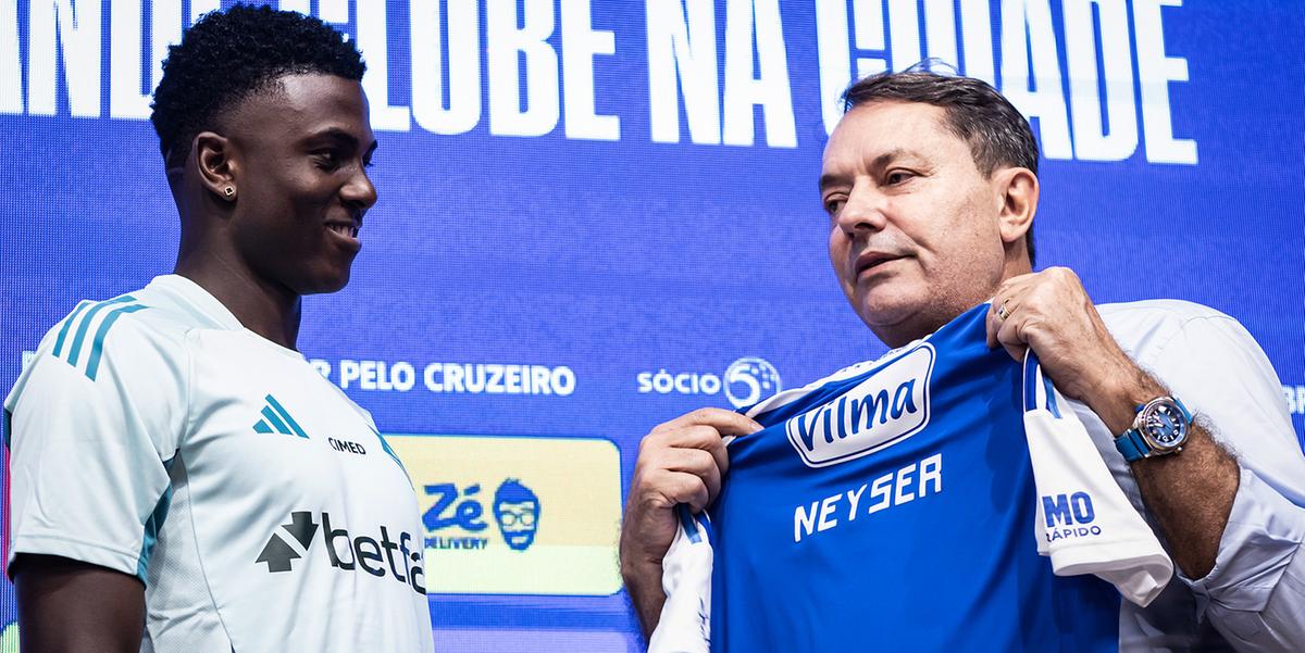 Villareal é apresentado como primeiro reforço do Cruzeiro para 2026 (Gustavo Aleixo/Cruzeiro)