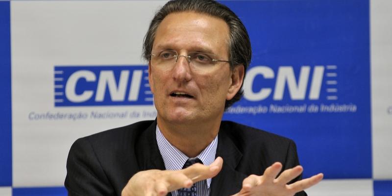 (Renato Araújo)