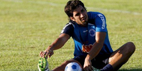 (WASHINGTON ALVES)