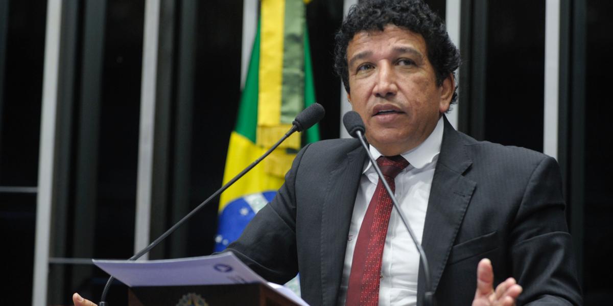 (Moreira Mariz)