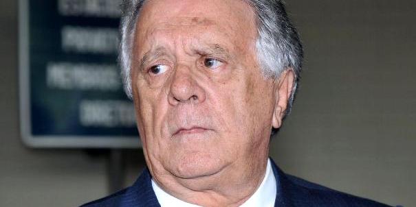 (José Cruz)