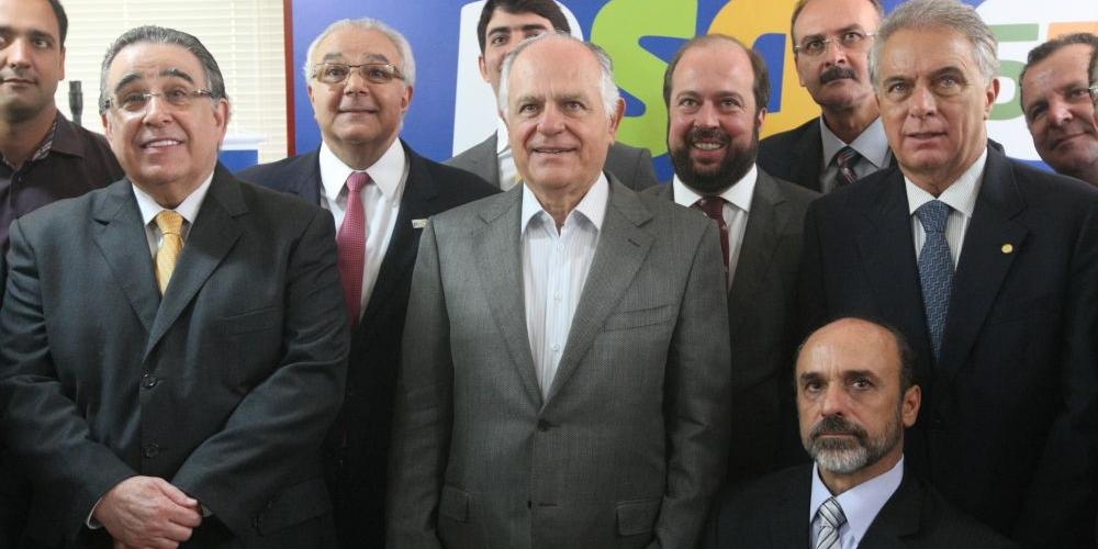 (Eugênio Moraes)