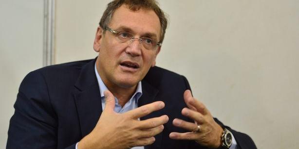  (NELSON ALMEIDA )