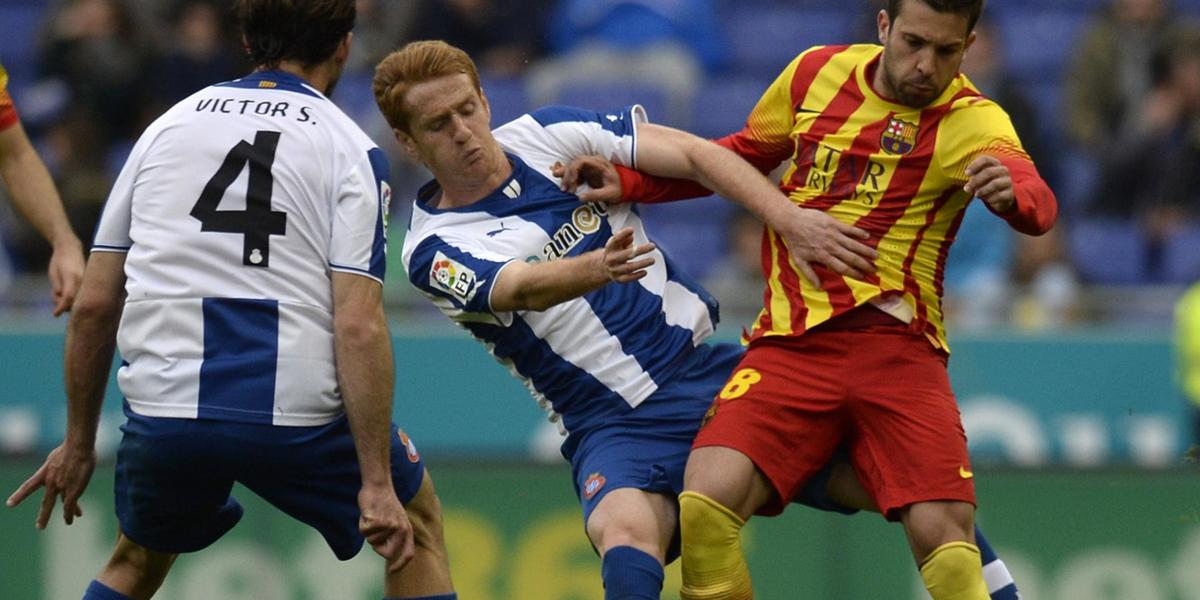  (AFP PHOTO/ LLUIS GENE)