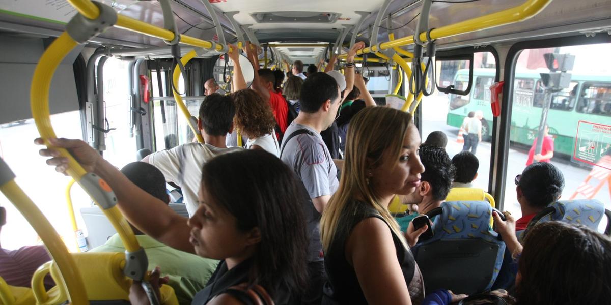 (Flávio Tavares)