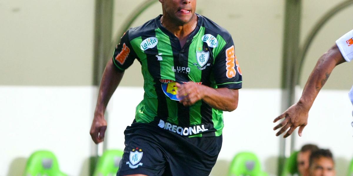  (Carlos Rhienck)