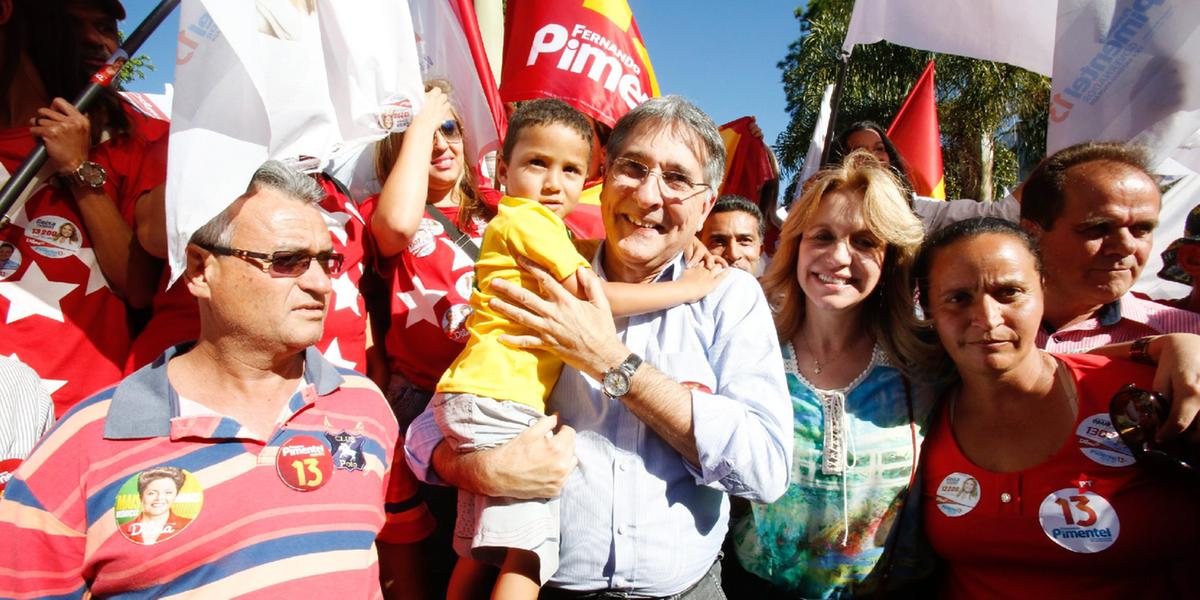 (Comitê Fernando Pimentel)
