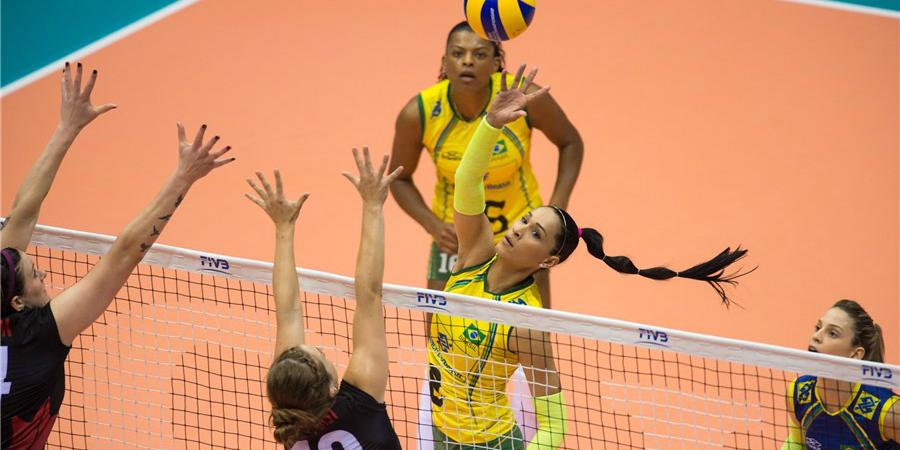 (FIVB)