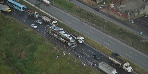 (AMADEU BARBOSA)