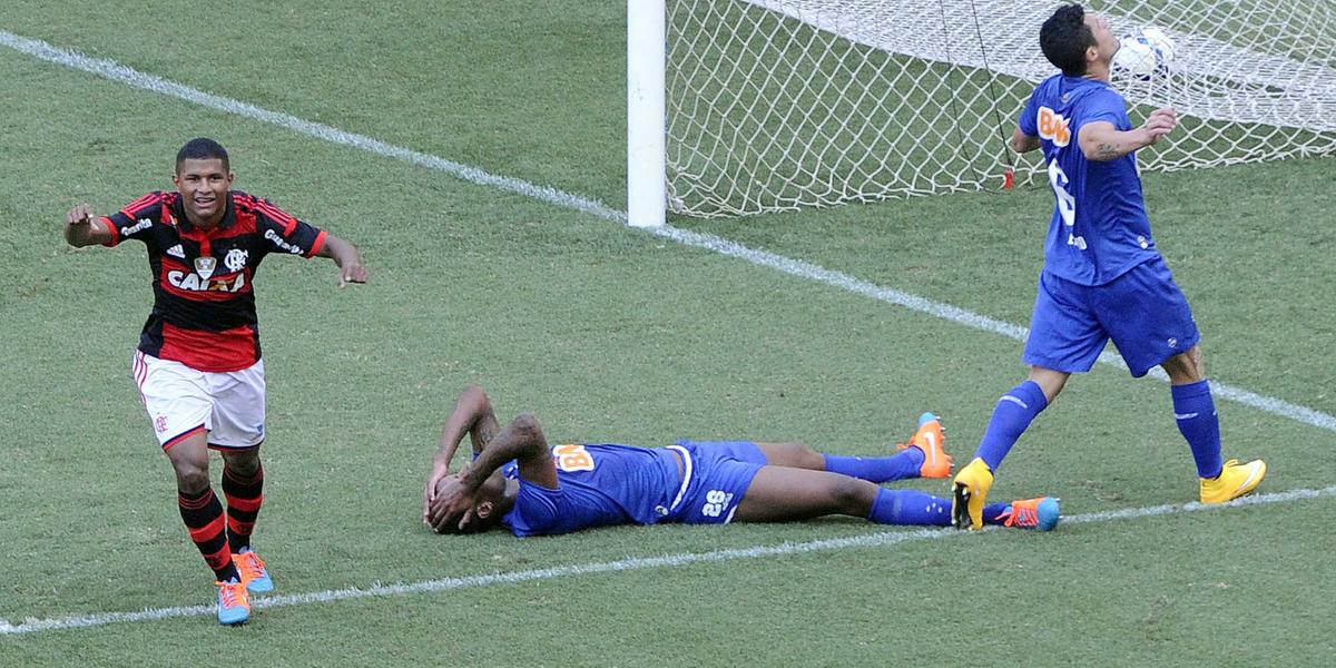  (Daniel Ramalho)