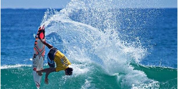 (Gabriel Medina)