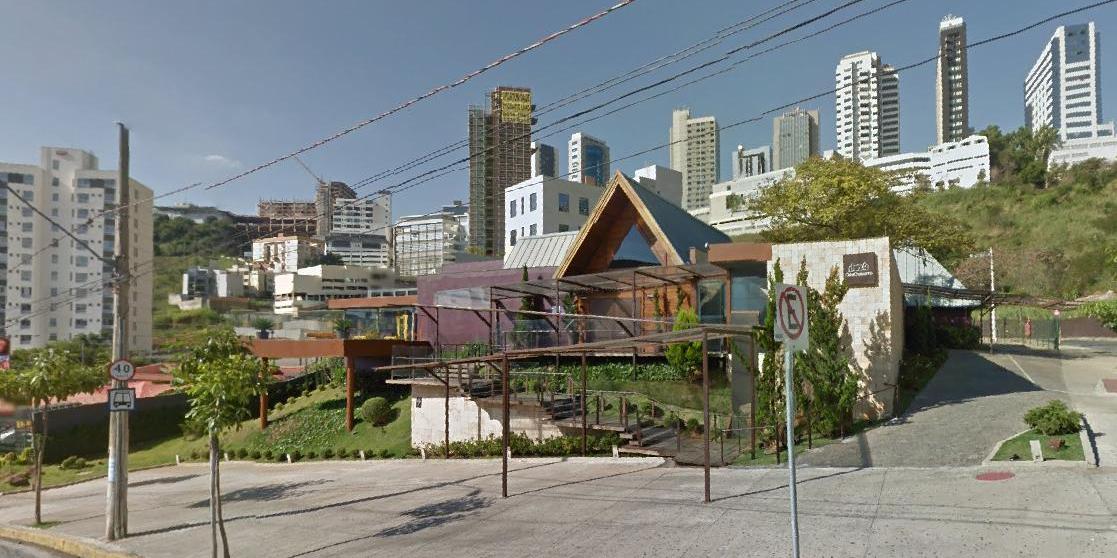 (Google Street View / Reprodução)