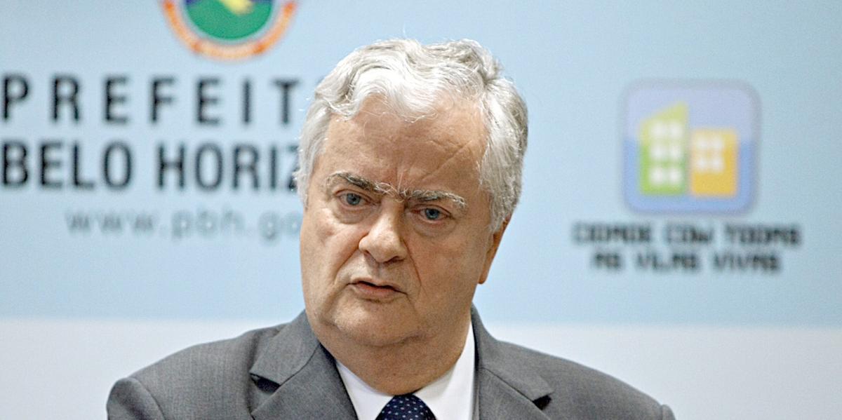 (Carlos Henrique)