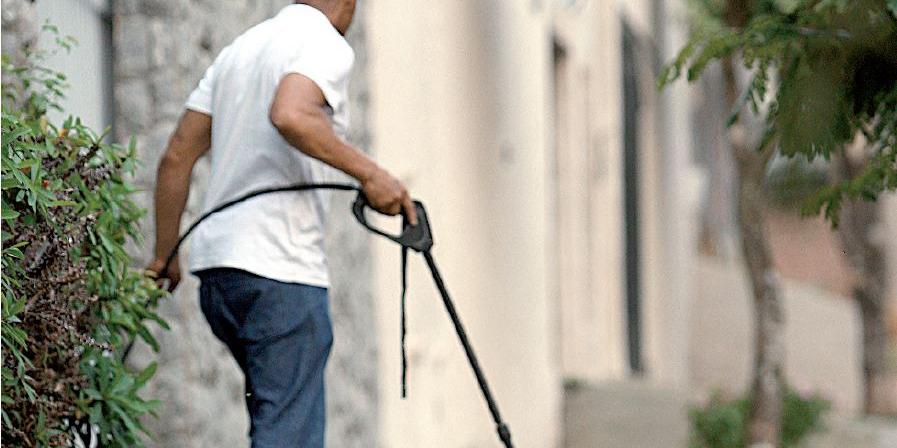Atitudes simples de economia, como não lavar o passeio, fazem muita diferença

 (Frederico Haikal / arquivo Hoje em Dia)