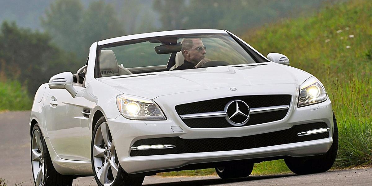 (Mercedes-Benz)