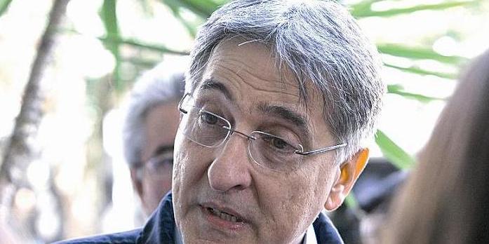 (Flávio Tavares)