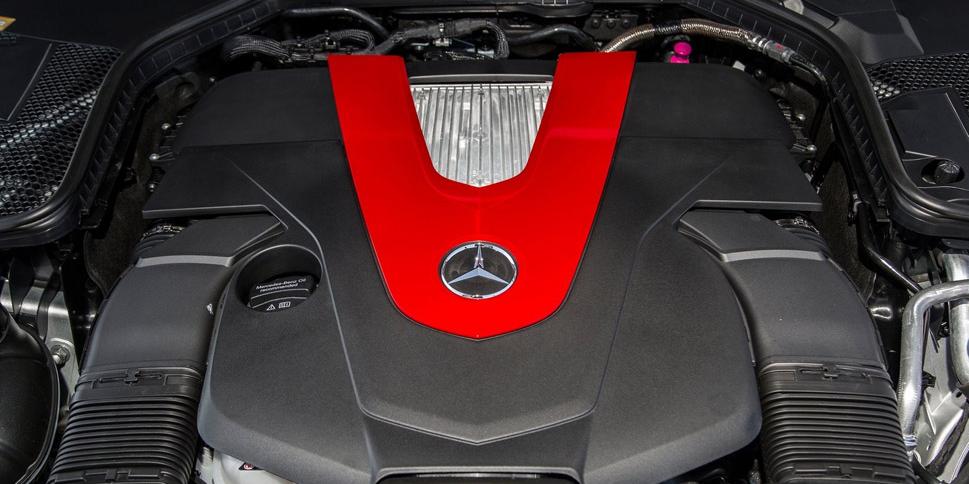 (Mercedes-Benz)